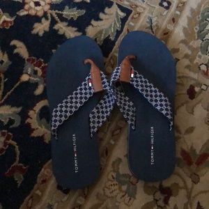 Women’s flip-flops!